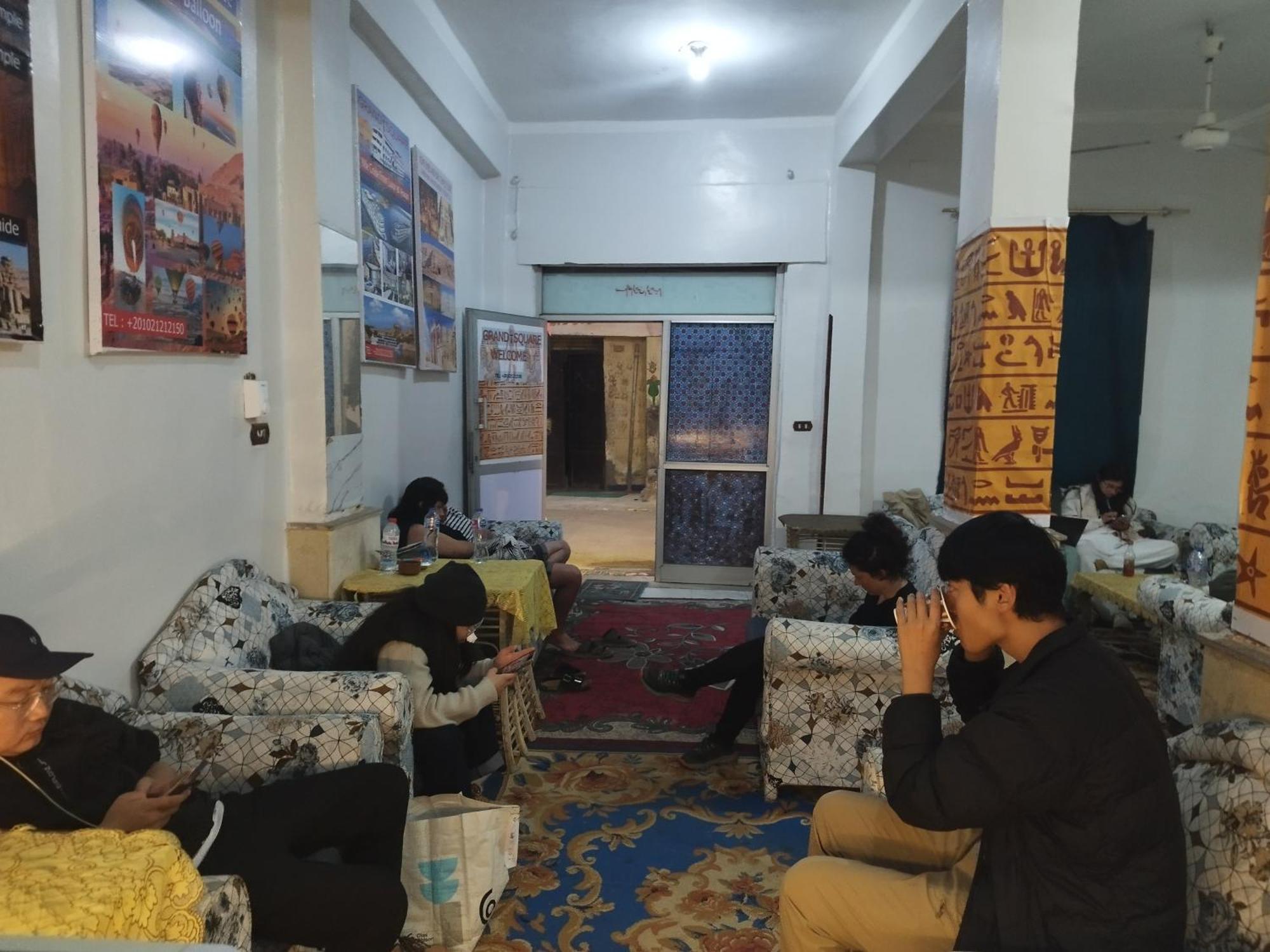 Grand Square Hostel Luxor Buitenkant foto